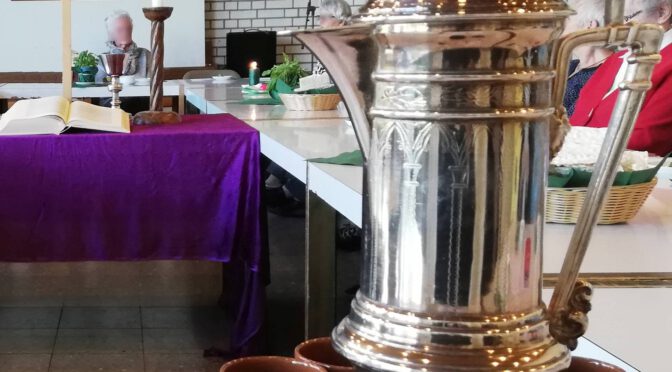 Abendmahl am großen Tisch